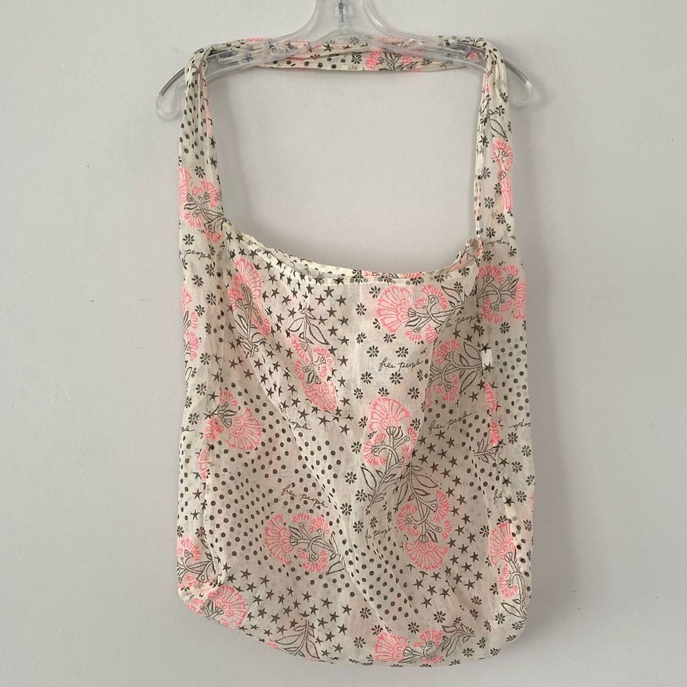 Free People Cream and Pink Floral Tote Logos Print Boho Beach Vacation Shopping - Picture 4 of 4